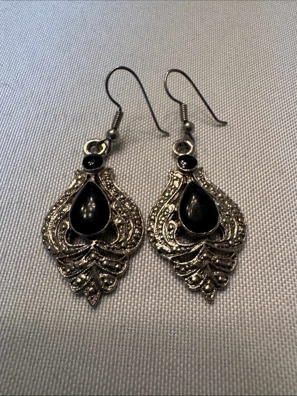 Black Teardrop Filigree Dangle Earrings - Women Jewelry
